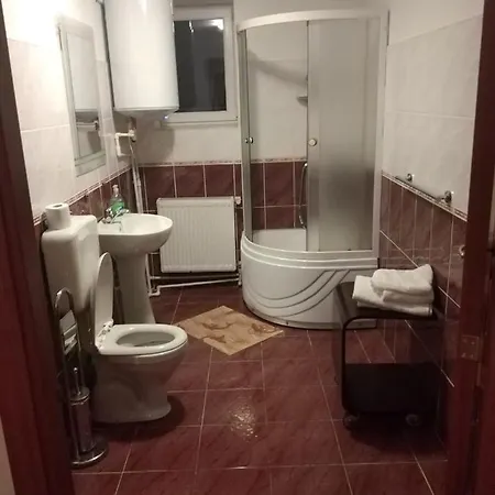 Club Nova Elite Gasthof Făgăraş